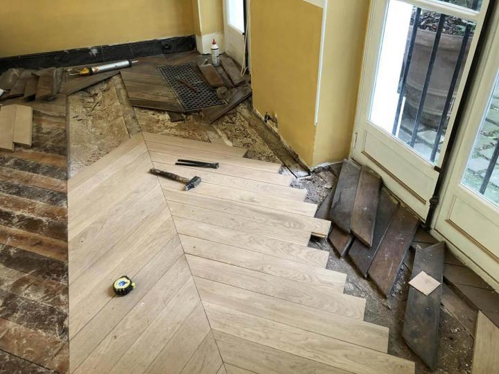<p>Pose parquet sur lambourdes, Bry-sur-Marne</p>