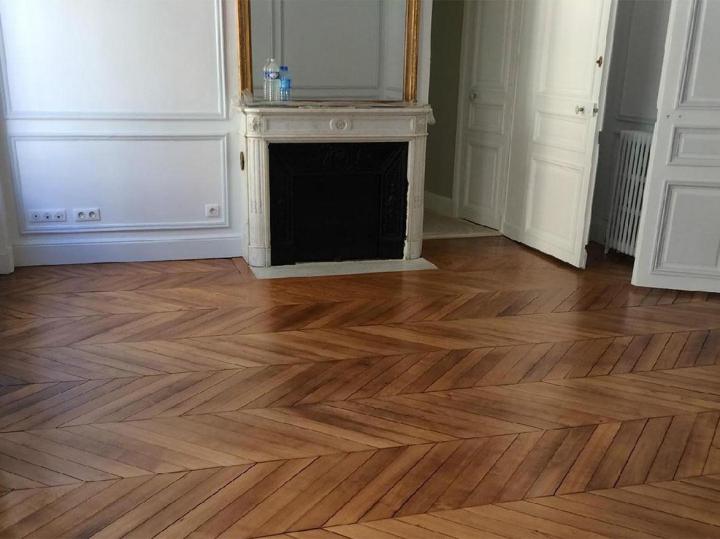 Rénovation et Traitement de Parquet avec Double Vitrification à Paris