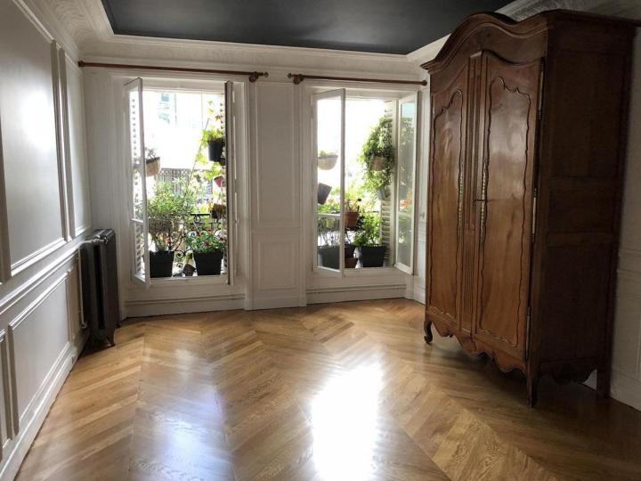 Pose de parquet en bois à Paris