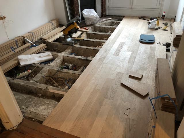 <p>Pose parquet sur lambourdes, Champigny-sur-Marne</p>