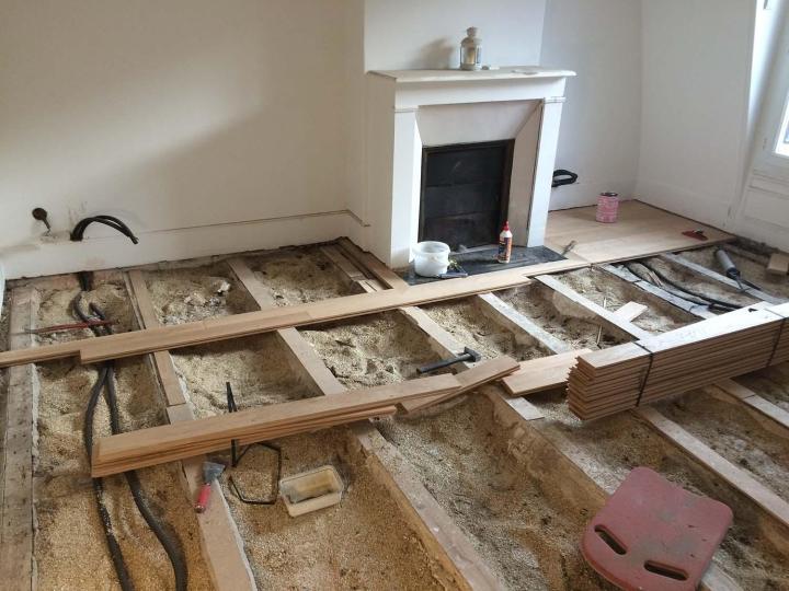 Votre poseur de parquet cloué sur lambourdes depuis plus de 30 ans